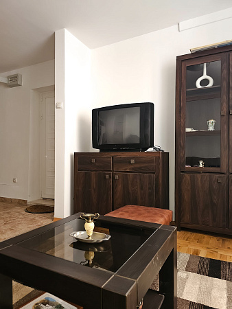WOHNUNG ZU VERKAUFEN – ALTSTADT BUDVA